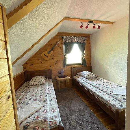 זבליאק Eco Village Highlander מראה חיצוני תמונה